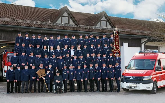 Mitglieder_Gruppenfoto.jpg